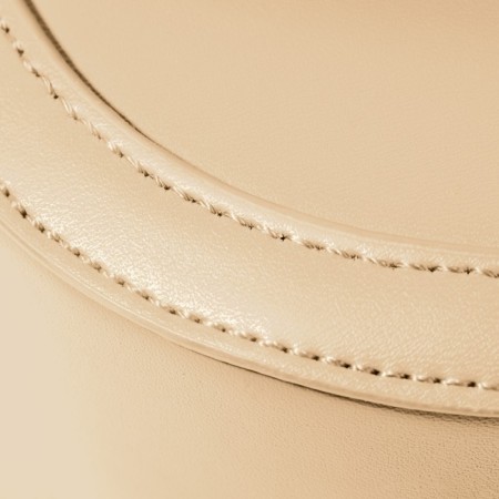 The threads are waxed, flat, 150d/16, 0.8 mm, 50 ± 2 m, milk color-3