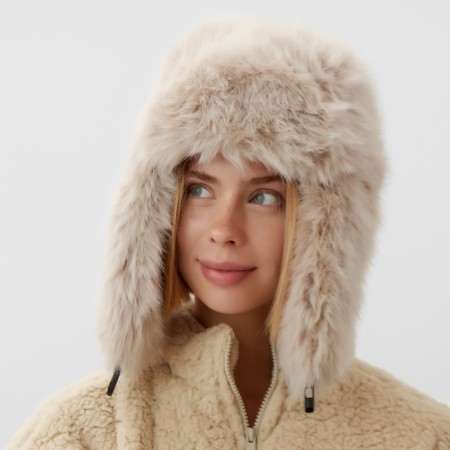 Female-heading hat Minaku, sandy color, rr 56-58