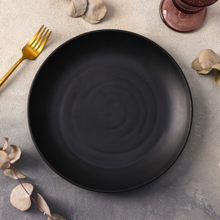 Plastic plate "Black East", d = 25.5 cm, black color