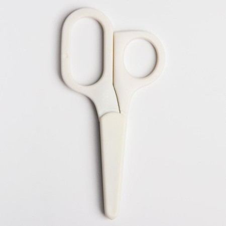 Baby manicure scissors with a cap, white color-2