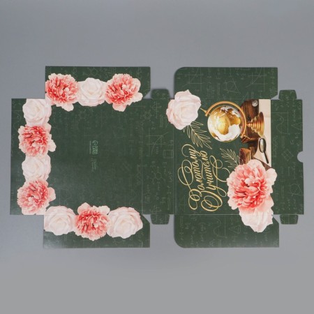 Confectionery packaging, box "Golden Teacher" 17 x 20 x 6 cm 4746043-5