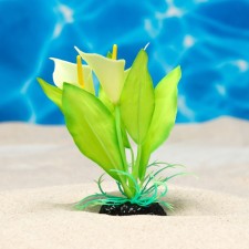 The plant is artificial aquarium, luminous, 10 cm, green