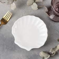 Porcelain-porcelain dish Wilmax shelley, d = 15 cm, white color