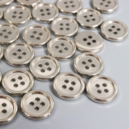 Buttons plastic 4 punctures "silver" 1.5x1.5 cm set 40 pcs 2x5.5x5.5 cm-1