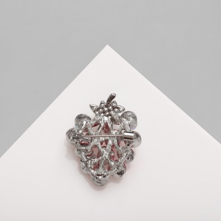 Brooch "Bun" of grapes is small, colored in silver-1