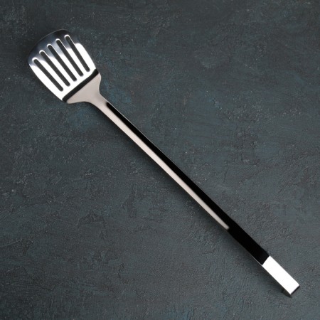 Stainless steel blades are united, length 48 cm, thickness 3 mm, silver color