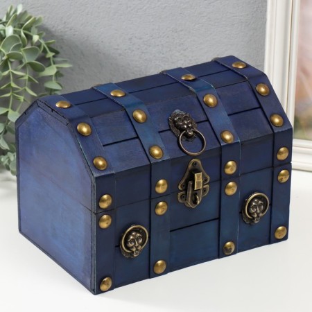 Casket chest "Leo. With rivets" bright blue 16x15.5x22 cm