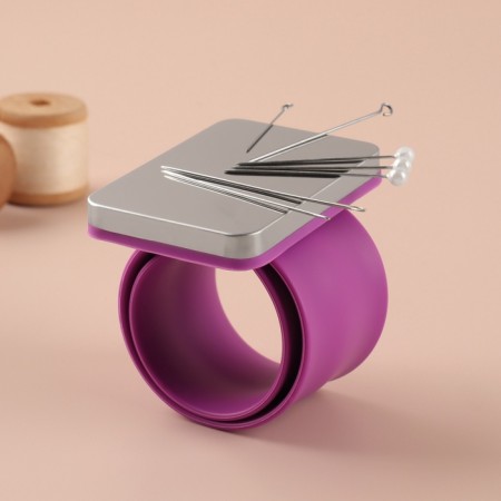 Magnetic needle on the hand, 24 × 5.5 cm, color mix-6