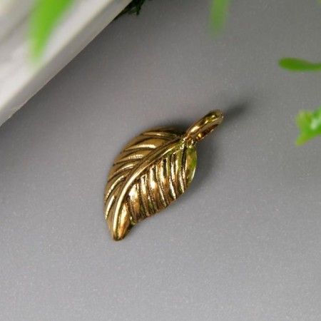 Suspension "Leaf" Color Gold 7x15 mm