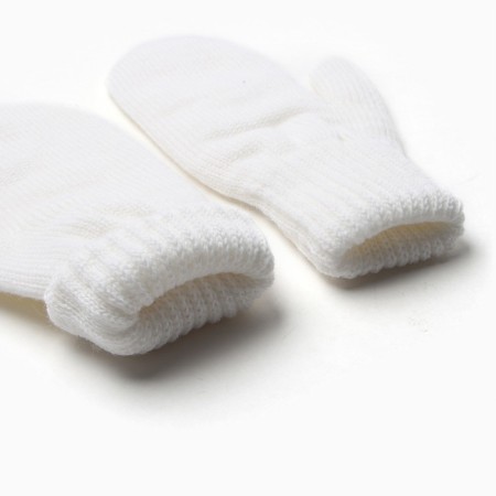Women's mittens, dairy color, size 18-2