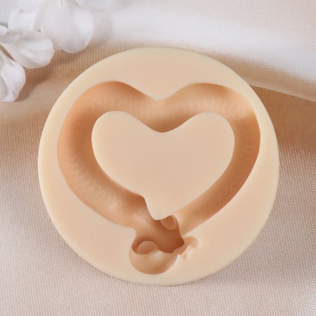 Silicone Mold "Heart Snake" 2.5x8x8 cm-5