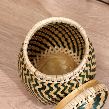 VAZ with a lid weaved, from bamboo 15x15x17 cm-3