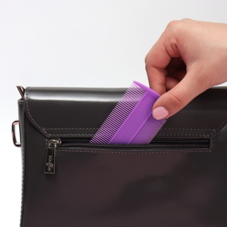 The comb is bilateral, 9 × 5 cm, color mix-5
