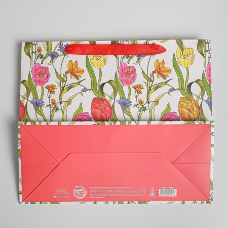 Package Gift Laminated Horizontal, packaging, “Happy March 8”, ML 27 x 23 x 11.5 cm-4