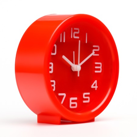 Clock - desktop an alarm clock, discrete move, 10 x 10 cm, aa-1