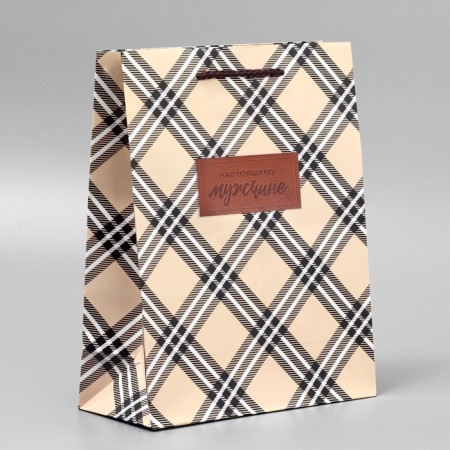 Gift Package Laminated, packaging, “Real man”, MS, 23 x 18 x 8 cm-1