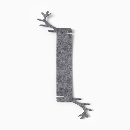 A decorative ring for napkins "Deer" center 15*5cm, 100%p/e felt-2