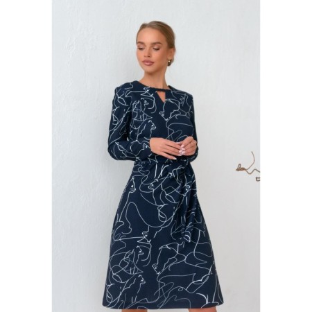 Women's dress, size 52