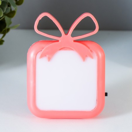 Nightmare "Gift" 4xled pink 6.5x5x9 cm Risalux-4