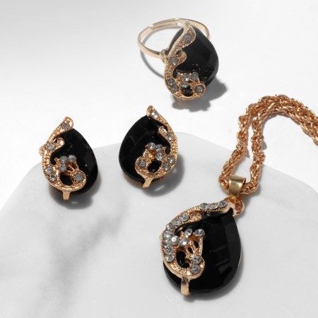Set 3 objects: earrings, pendant, ring "drops", black and white color in gold, 40cm-3