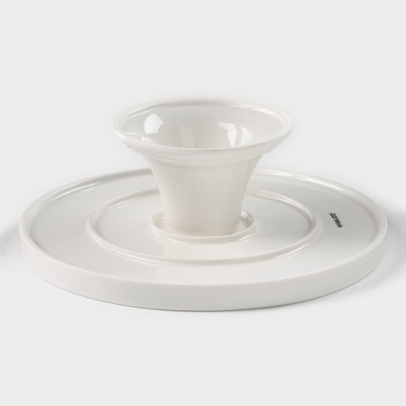 Top for cakes and desserts Porcelain shares "Gloria", D = 21.5 cm, white color-2
