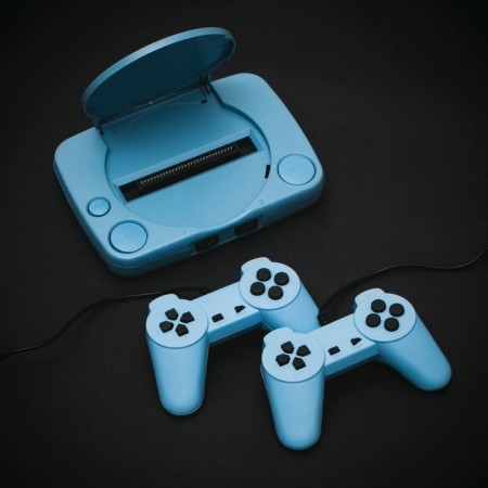 Game console Luazon Game-1, 8 bits, included 2 joysticks and a pistol, 22 games, gray-1