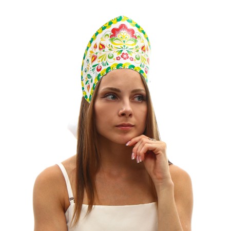 Kokoshnik "Tenderness" Green