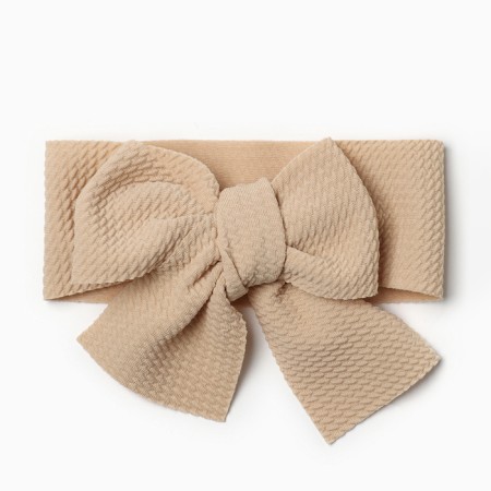Broke on the head of the baby I am a “bow”, collaboration r.