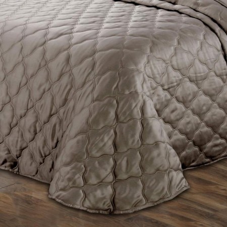 A set with a bedspread "Audrey", size 240x260 cm, 50x70 cm - 2 pcs, color chocolate-1