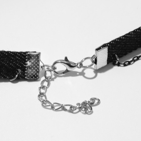 Choker "jeans" flower with pearls, white-black color, 36 cm-1