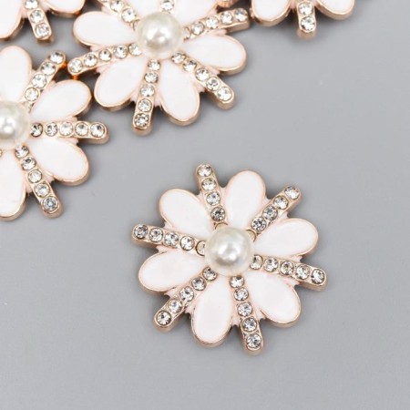 Decor for creativity Metal "White Chamomile" enamel, rhinestones, pearl 0.8x2.3x2.3 cm