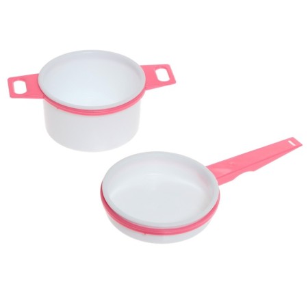 A set of game dishes, in a package-3