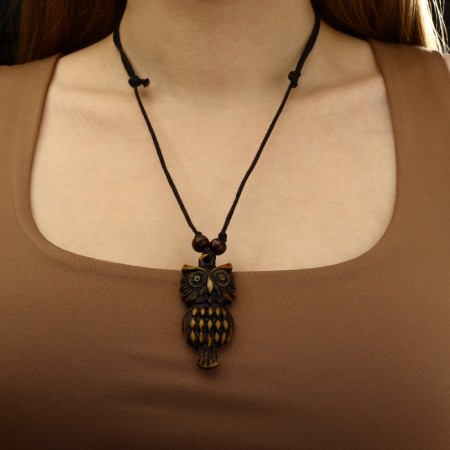 A pendant on the lace "Filin", the color is brown-black on a black lace, 80 cm-6