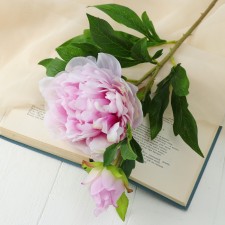 Artificial flowers 