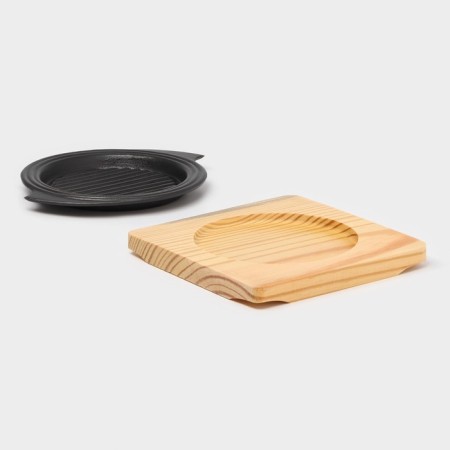 The cast -iron pan on the wooden stand “Circle. East Grill ", D = 15 cm, black color-3