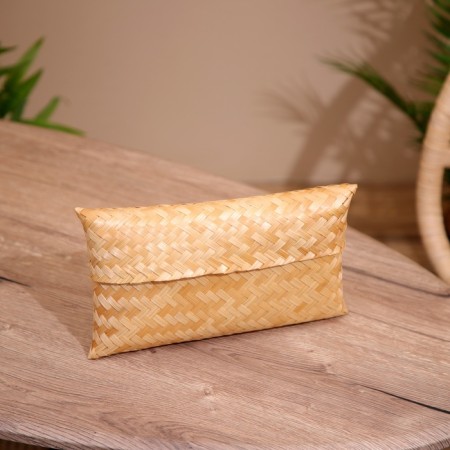 The casket is wicker, from bamboo 30x18x5 cm-1