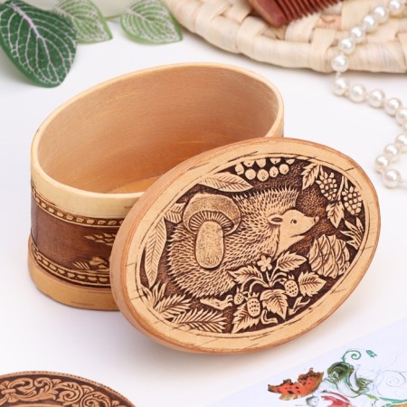 Casket "Hedgehog - Eccentric", oval, 12 × 8.5 × 6.5 cm, birch bark-1