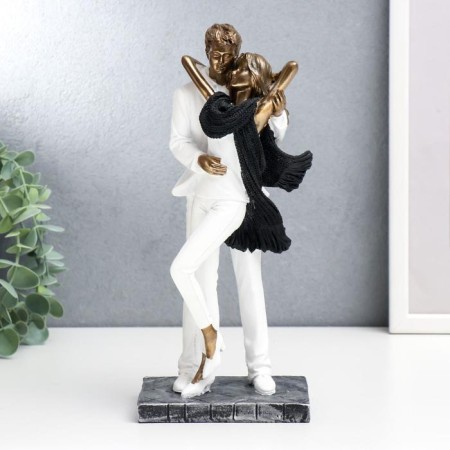 Polystone souvenir "in love with white clothes, with a scarf" under bronze 25x9x12 cm