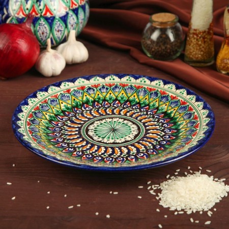 Plate of the Rishtan ceramics "Flowers", 25 cm, blue