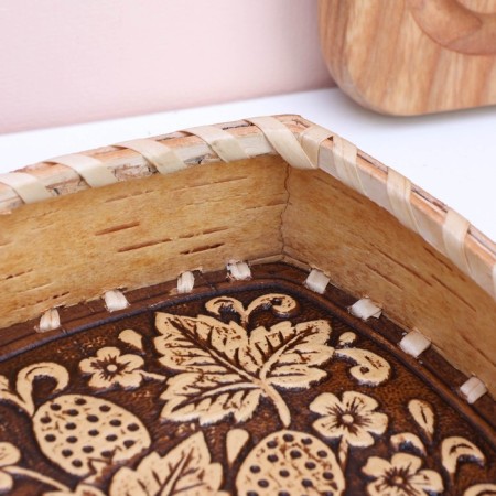 Sukharnitsa "Berries", rectangular, 14 × 21 × 4 cm, birch bark-2