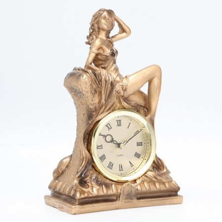 Table hours "Fireplace. Girl", discrete move, dial D-8.5 cm, 19 x 29 cm, aa-1