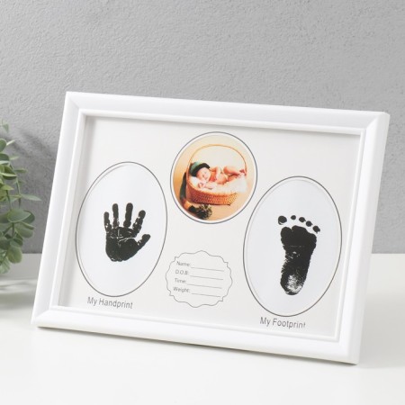 Photo frame plastic for 2 photos 7.5x10 cm with a stamp. Podushka "baby" white 22x27 cm-3