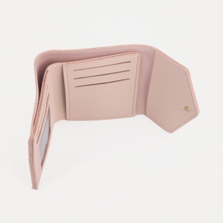 The wallet on the button, the color is light pink-3