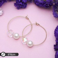 Busin-roller earrings with a rhombus, d = 6 cm, white color in gold