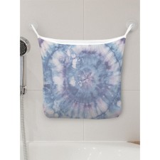 Organizer in a bath on suction cups 