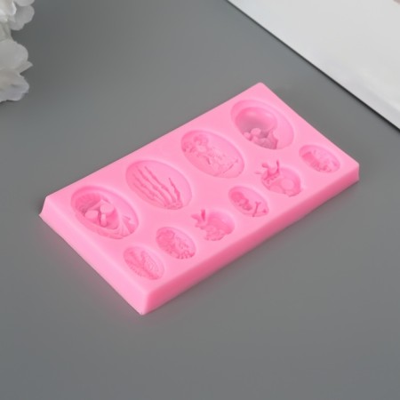 Mold Silicon "Skeletons and Skull" 10 items 7.2x13.6 cm-1