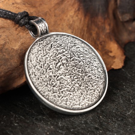 Amulet "coil" with a stone malachite, 35x43 mm, metal-3