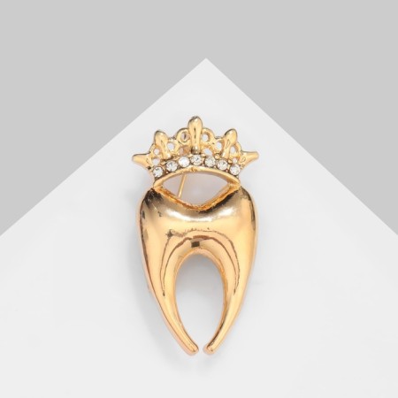 Tooth brooch with a crown, white color in gold-2