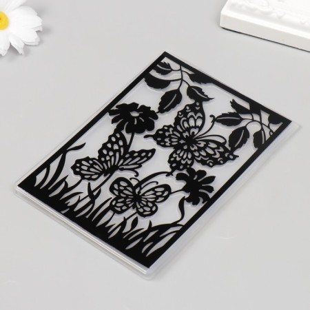 Embosing stencil plastic "Butterfly in the garden" 14.8x10.5 cm-1