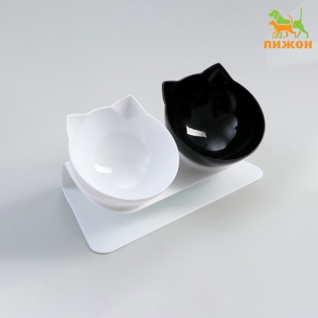 Plastic bowls on a white stand 27.5 x 14 x 15 cm black/white